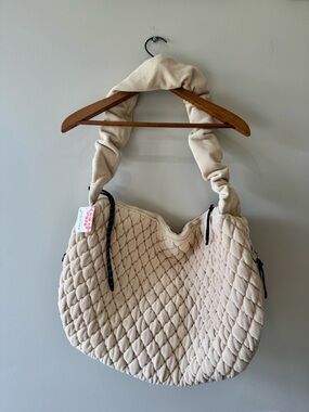 NWT Free People Movement Pucker Up Fleece Carryall Bag